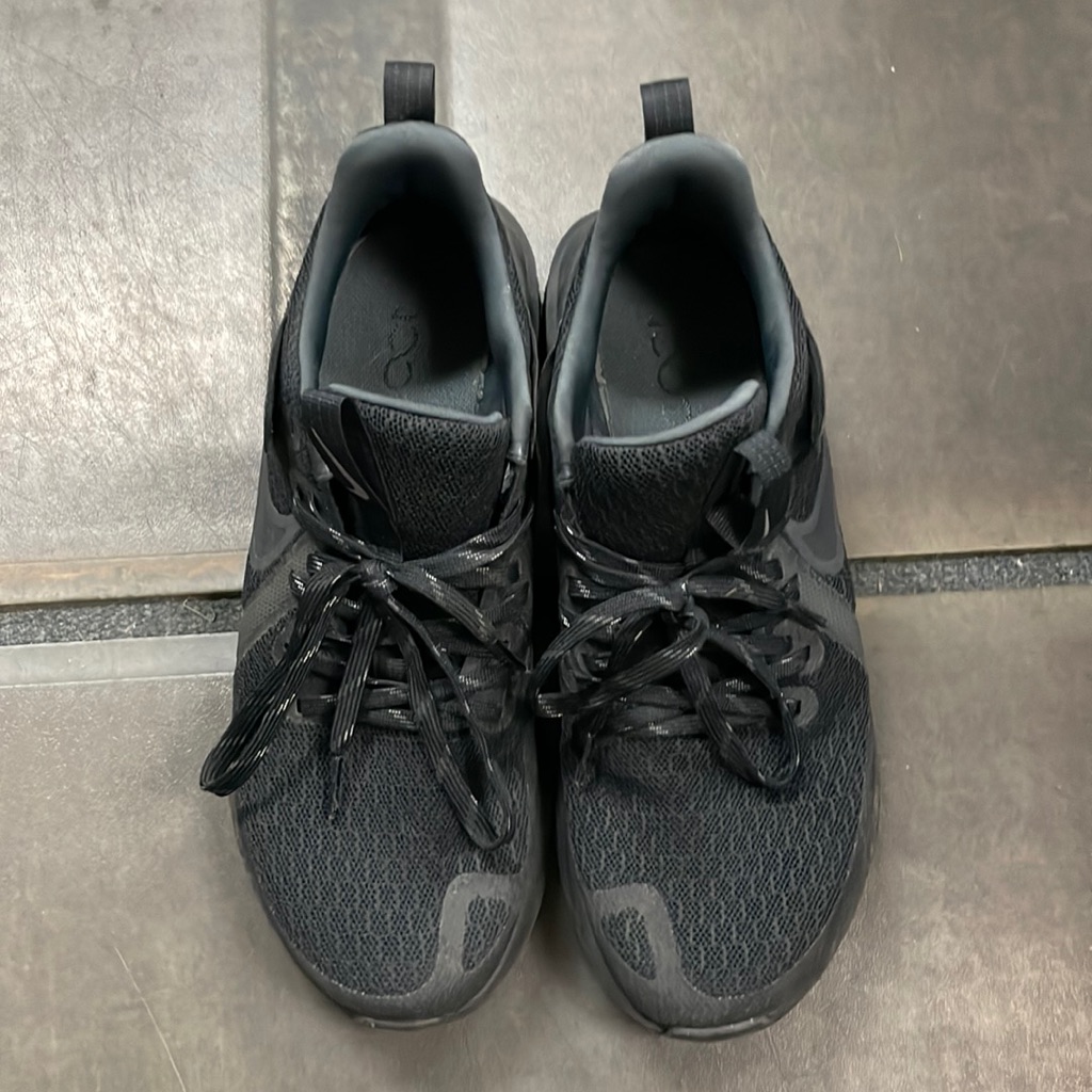 Nike Legend React 2